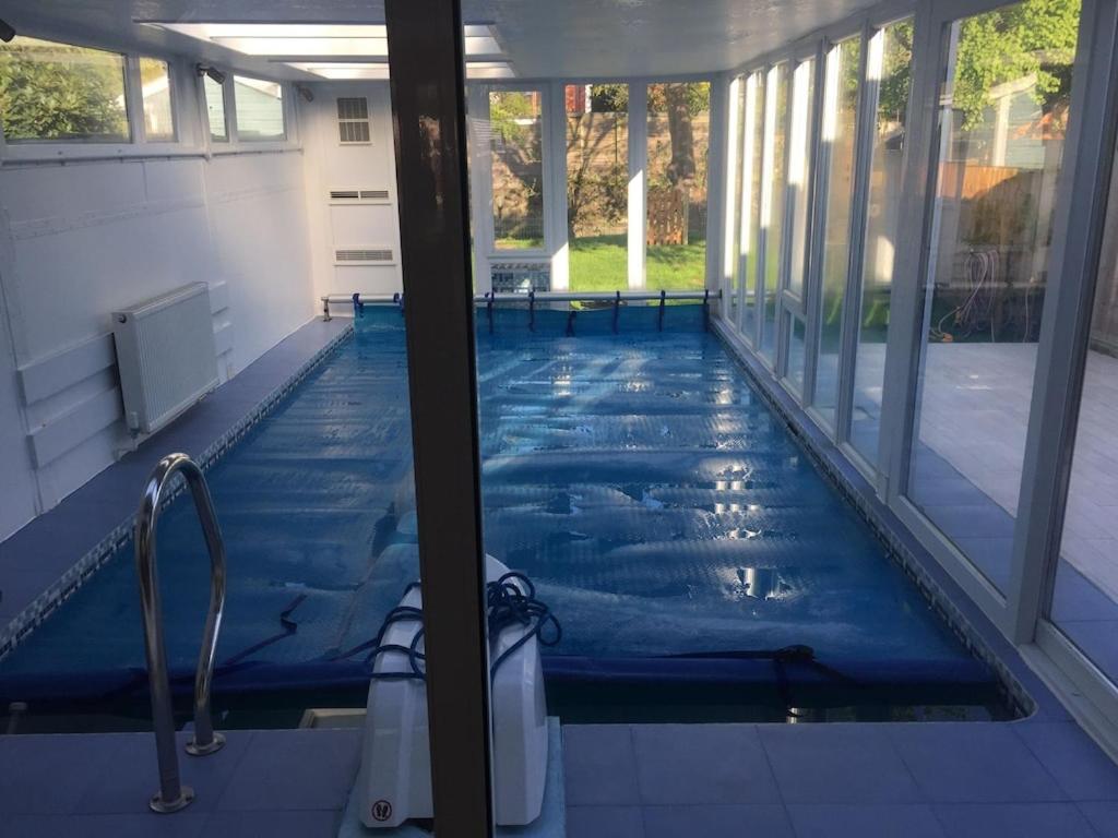 River House With Heated Pool June To Sep & Garden Twickenham Exteriér fotografie
